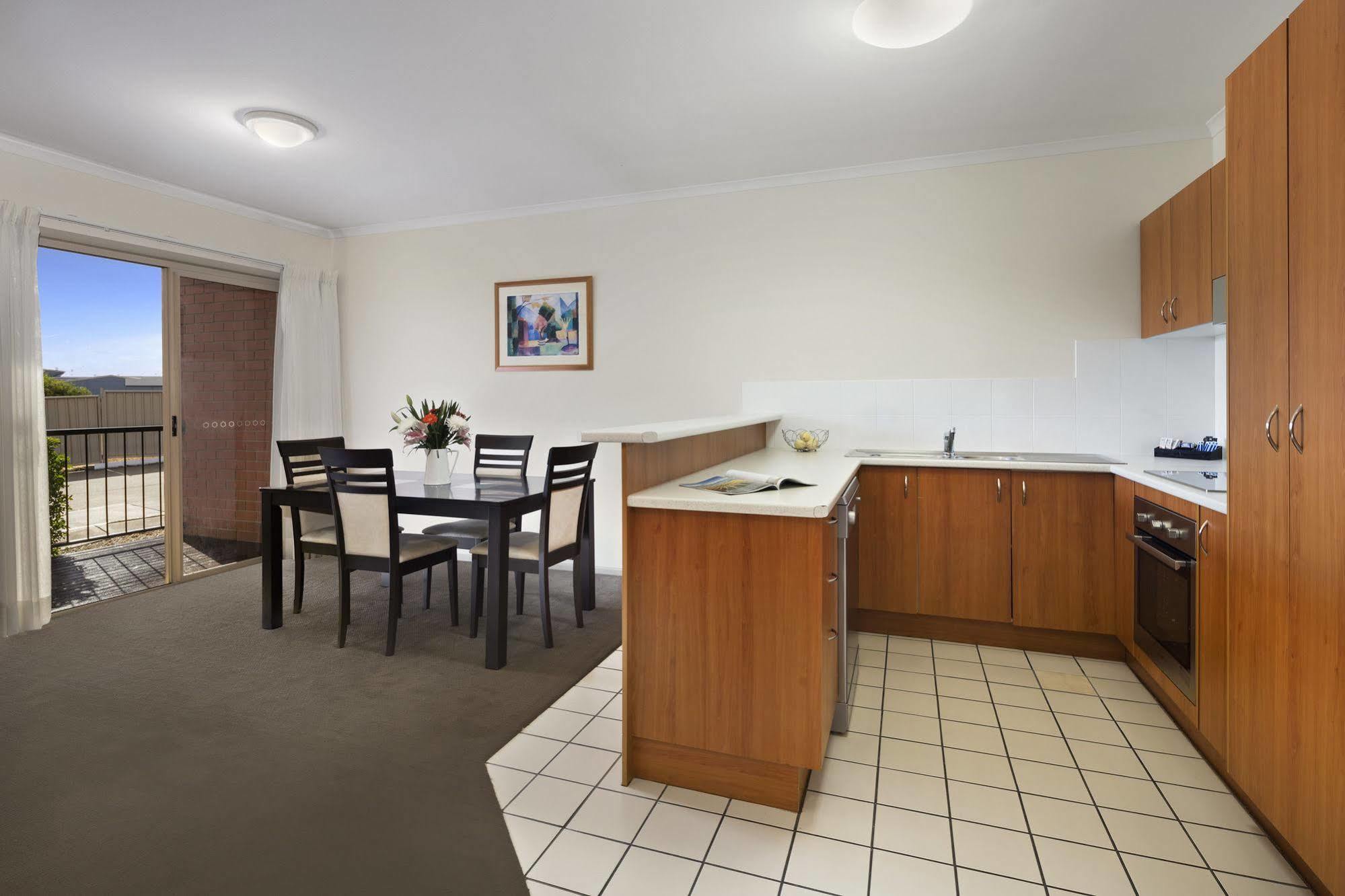 Aparthotel Quest Tamworth Zewnętrze zdjęcie
